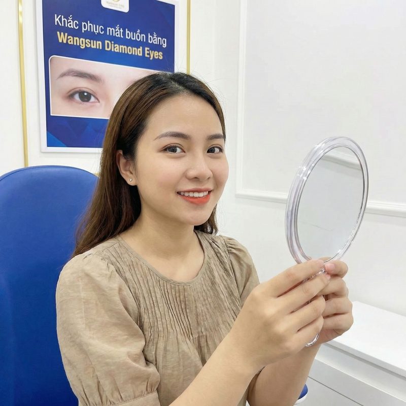 Khắc phục mắt buồn bằng Wangsun Diamond Eyes